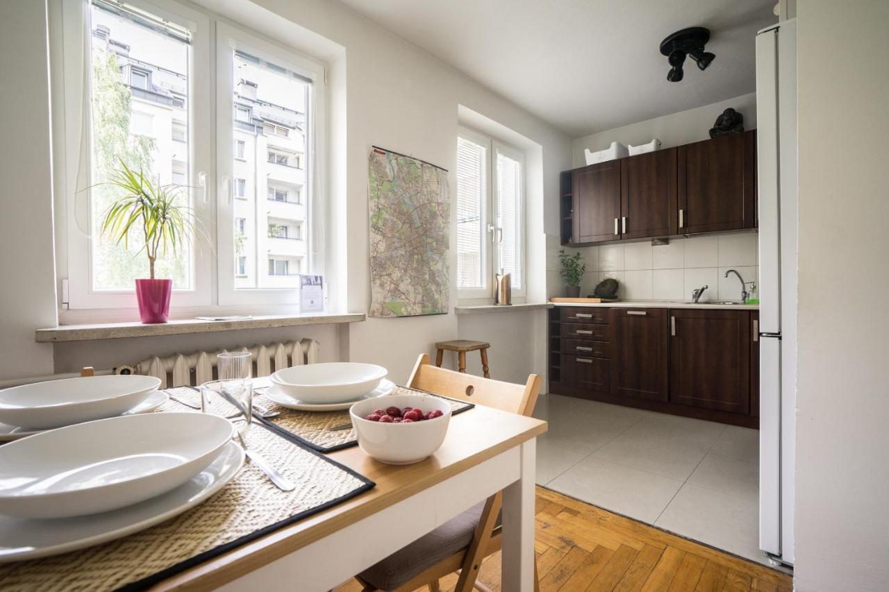 Oomph Warsaw Central 3-Bedroom Flat Экстерьер фото